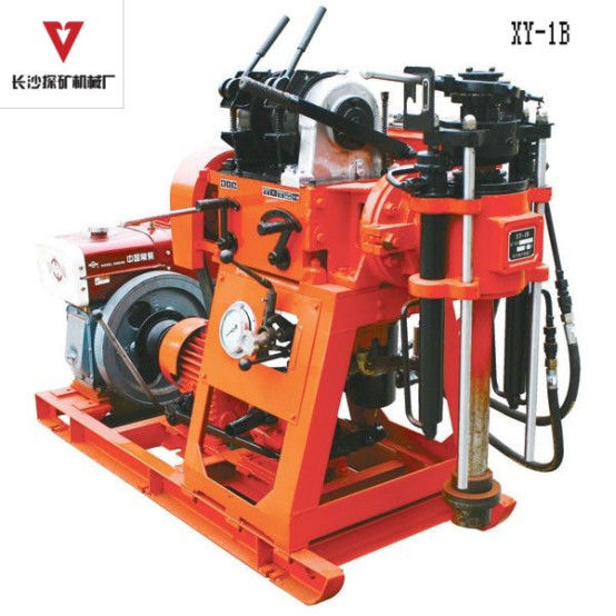 Oil Hydraulic Feed System Portable Drilling Rig With Mud Pump Integrated